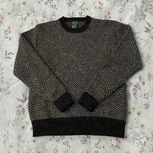 Vintage 80s Izod Shetland Wool Knit Speckled Zigzag Crewneck Sweater Gray Black